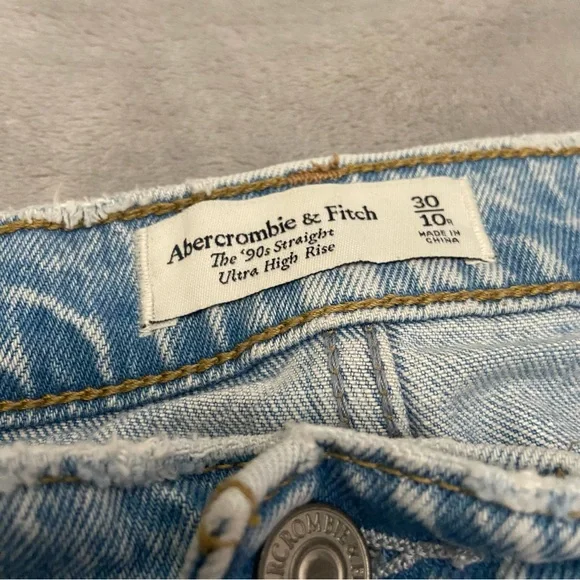 Abercrombie & Fitch Light Blue Straight Leg Jeans - Picture 11 of 12